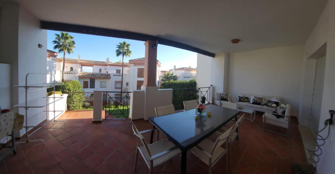 Apartamento Familiar Con Jardin Y Terraza Privada Lejlighed La La Alcaidesa Eksteriør billede